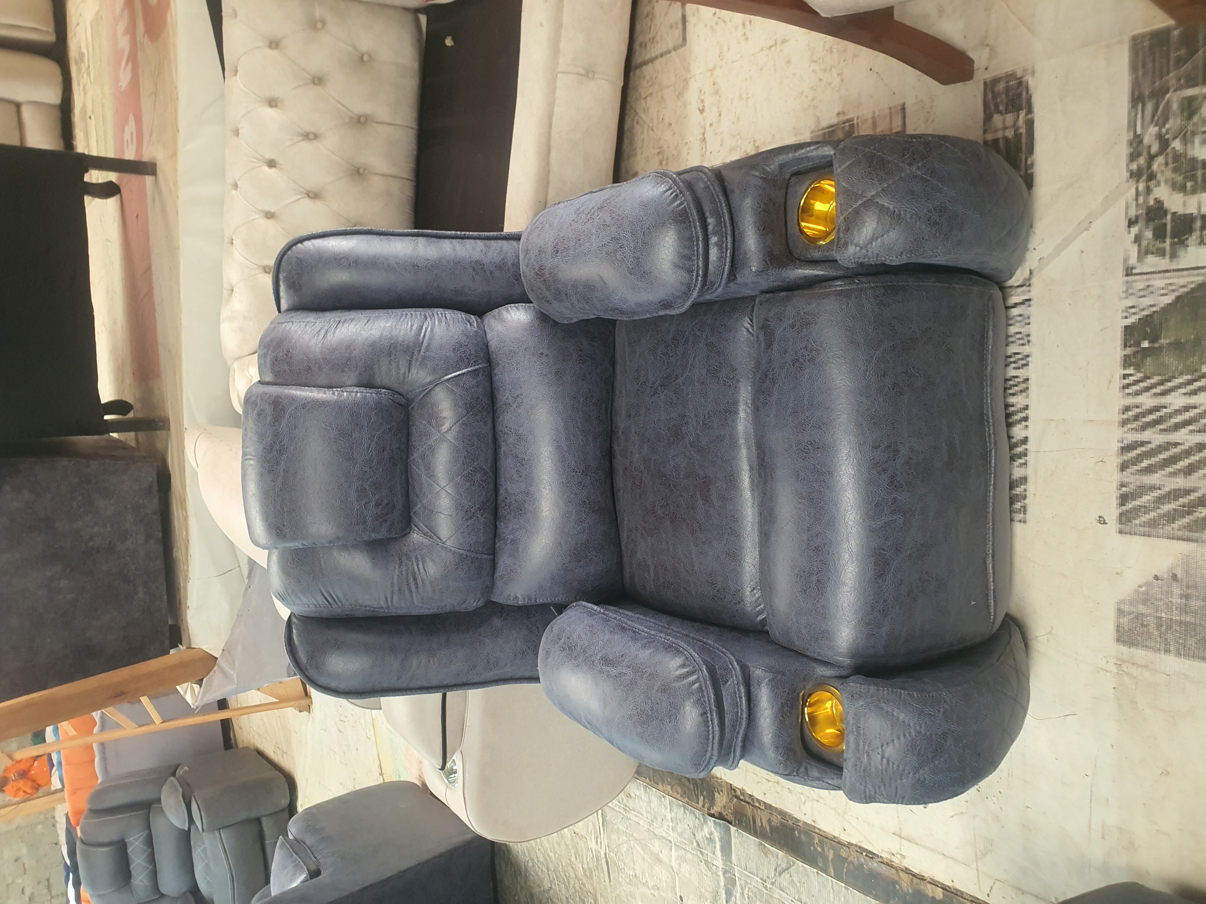 Kimobo Classic Charcoal with Visible Cupholders Semi-Recliner Sofa thumbnail 2